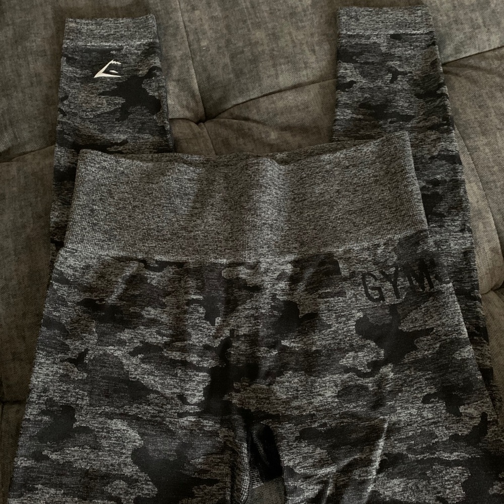 Gymshark Black Camo leggings